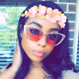 Meet your Posher, Ciara